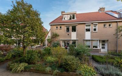 De Voorpost. 9