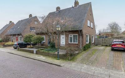 Donkerstraat 34