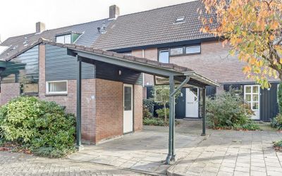 Nieuwe Pyra. 49