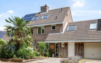Dorpsstraat 28