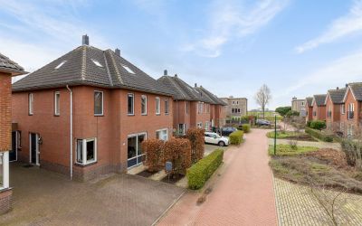 Kluismuur 6