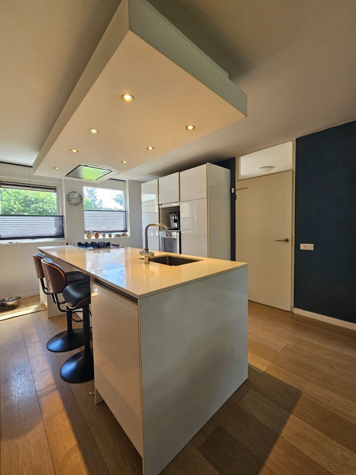 Hoekwoning te koop: Klompenmakersgilde 7, Houten