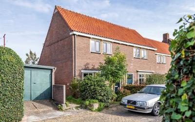 Mr. A. Pijn. 30