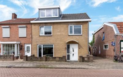 Hogeweidsew. 17