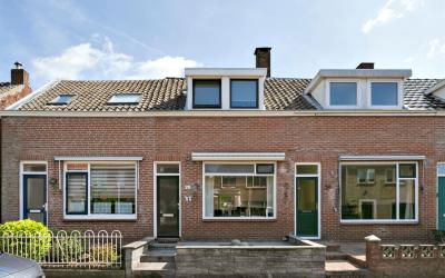 Hoveniersla. 28