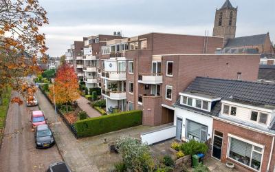 Nieuwe Tiel. 24-31