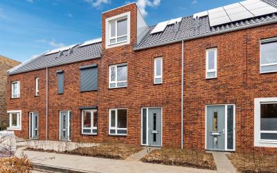 Nieuwe Tiel. 102