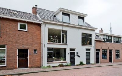 1e Achterstraat 10