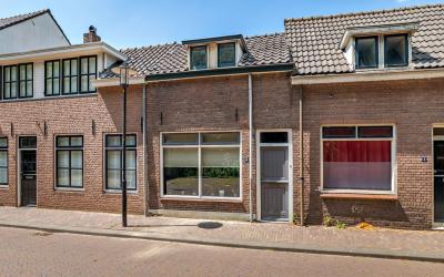 1e Achterst. 6