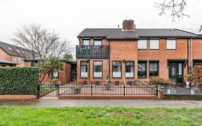 Veertien Ho. 12