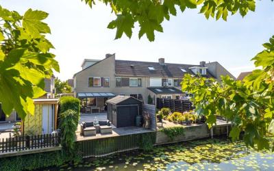 Jan Pieter. 11