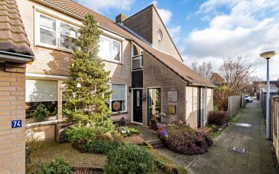 Willem Mari. 72