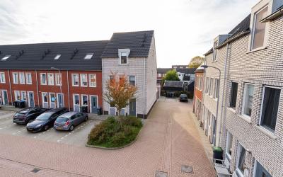 Eerste Slui. 13