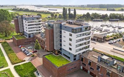 G.J. Petersstraat 60
