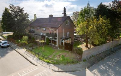 Nieuwe Tiel. 147