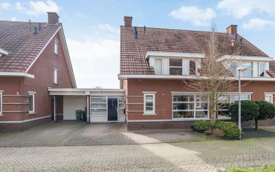 Tegulastraat 11