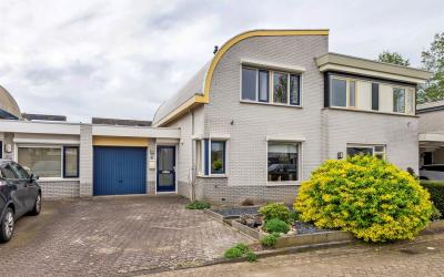 M. Noordzij. 28