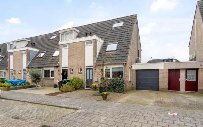 Dijkmanzoet 56
