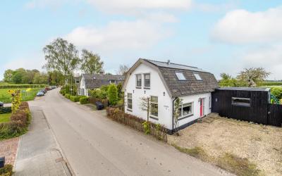 Uiterdijk 24