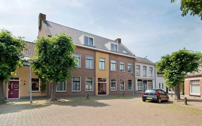 Dorpsplein 7