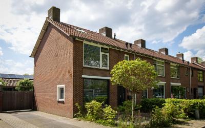 Joachim van. 19