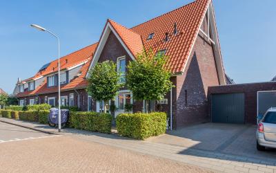 Dominee J T Doornenbalstraat 12