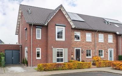 Burgemeester H A van Steennisstraat 23