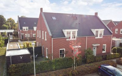 Juffrouw W. 7