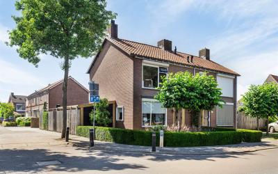 Dorpsstraat 47