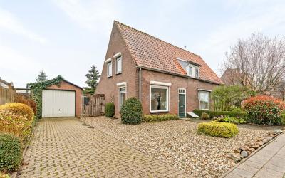 Dorpsstraat 51