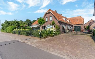 Dorpsstraat 52