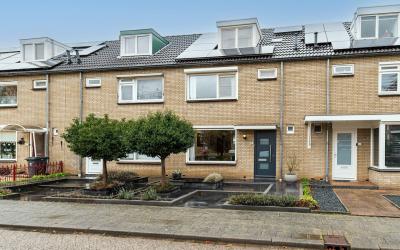 van Limburg. 24