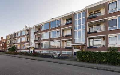 Jan van Rie. 84