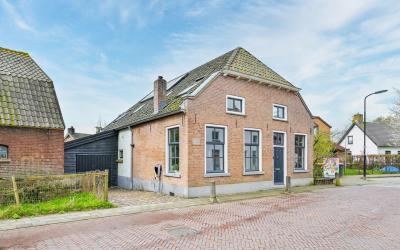 Dorpsstraat 1