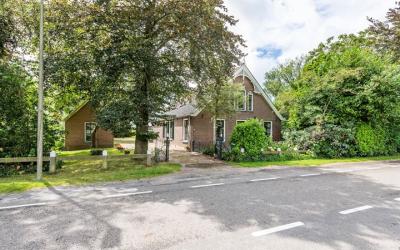 Tienhovense. 13