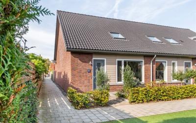 Lentehof 22