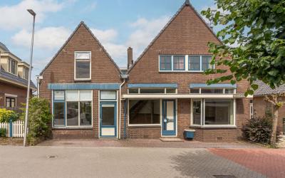Dorpsstraat 31