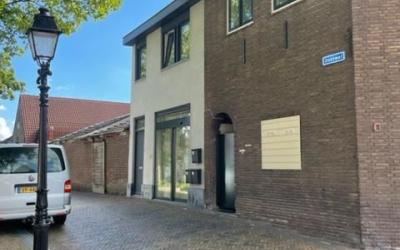 Oostwal 1