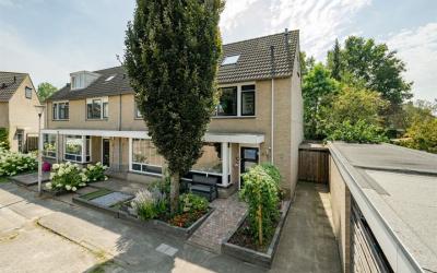 De Bazelstr. 12