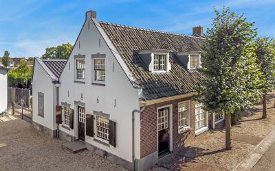 Dorpsstraat 44