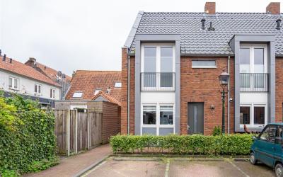 Stadswal 12
