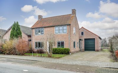 Dorpsstraat 28