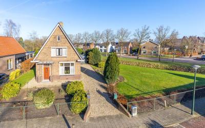 Emmastraat 27