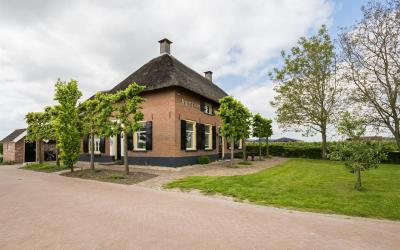 Neerijnense. 8