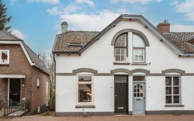 Kerkstraat 16