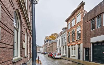 Zusterstraat 18