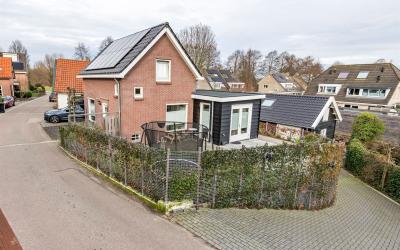 Lingsesdijk 9