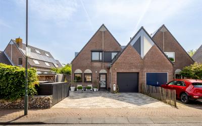 Dorpsweg 19