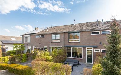 Kerkstraat 12