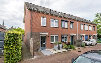 Dorpsplein 9